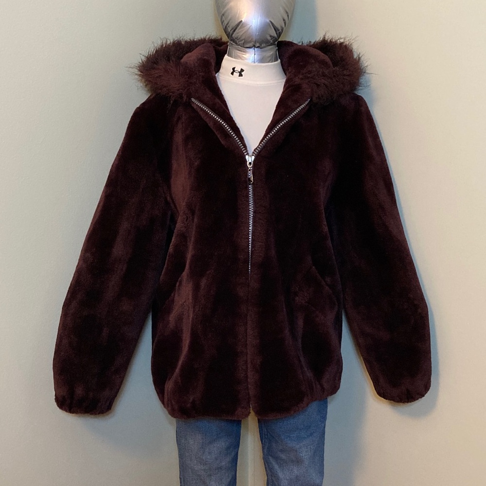 Women's Plush Faux Fur Hooded Jacket - Burgundy